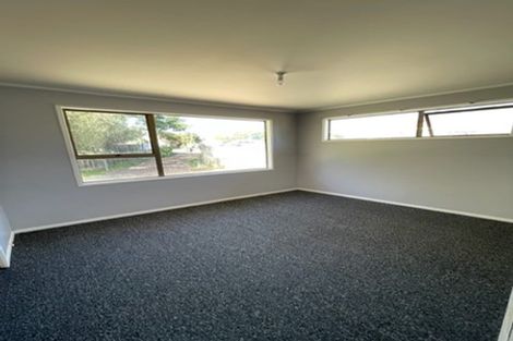 Photo of property in 15 Selago Place, Manurewa, Auckland, 2102