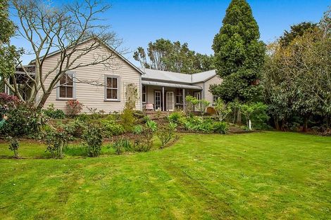 Photo of property in 7 Richmond Road, Brixton, New Plymouth, 4373