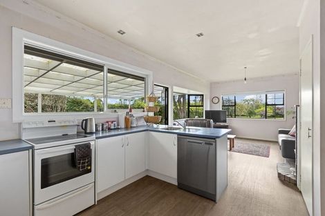 Photo of property in 71 Jones Road, Tawharanui Peninsula, Warkworth, 0986