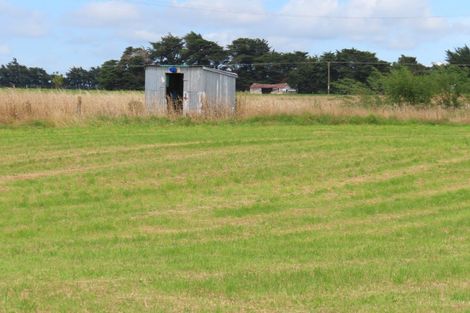 Photo of property in 490 Maharahara Road, Dannevirke, 4972