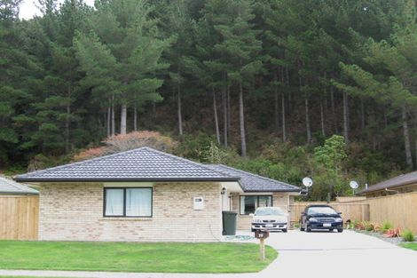 Photo of property in 19 Evergreen Crescent, Trentham, Upper Hutt, 5018