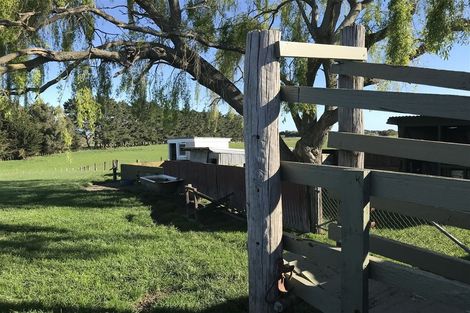 Photo of property in 1695 State Highway 3, Awahuri, Palmerston North, 4479