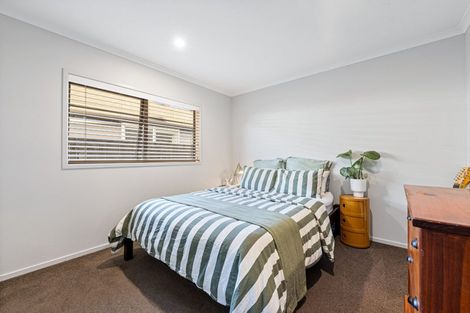 Photo of property in 14 Will Street, Huapai, Kumeu, 0810