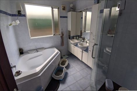 Photo of property in 31a Oban Road, Browns Bay, Auckland, 0630