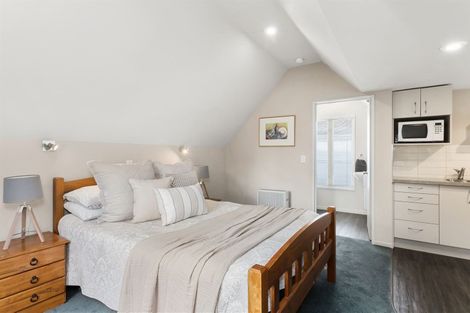 Photo of property in 25 Chepstow Avenue, Fendalton, Christchurch, 8052