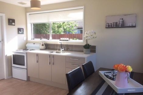 Photo of property in 1/5 Vancouver Crescent, Wainoni, Christchurch, 8061