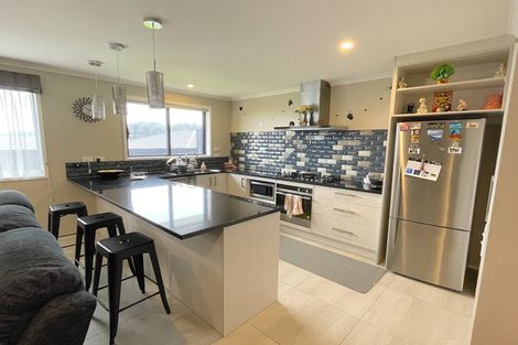 Photo of property in 29 Margaret Shields Avenue, Aotea, Porirua, 5024