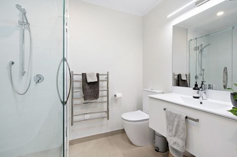 Photo of property in 26 Marine Parade, Hobsonville, Auckland, 0616