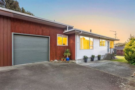 Photo of property in 6b Yarrow Place, Papakowhai, Porirua, 5024