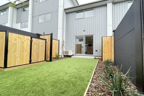 Photo of property in 2/35 Mohua Lane, Upper Riccarton, Christchurch, 8041