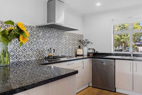 Photo of property in 1 Richard Seddon Drive, Northwood, Christchurch, 8051