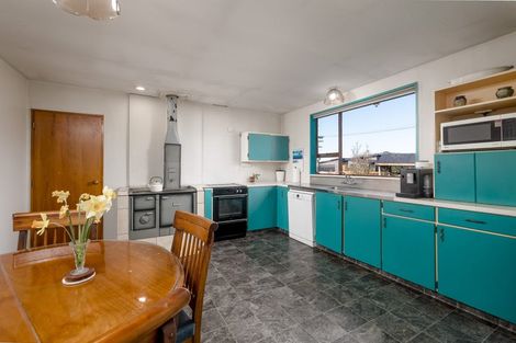 Photo of property in 15 Victoria Street, Waimate, 7924