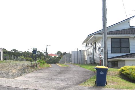 Photo of property in 24a Verbena Road, Birkdale, Auckland, 0626