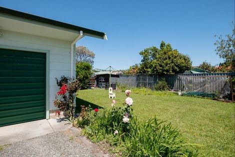 Photo of property in 4 Leon Street, Riverdale, Gisborne, 4010