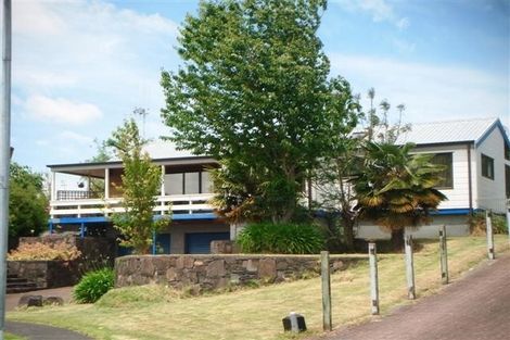 Photo of property in 38 Endeavour Avenue, Welcome Bay, Tauranga, 3112