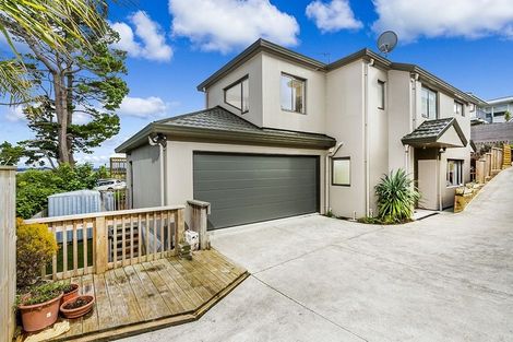 Photo of property in 724a East Coast Road, Pinehill, Auckland, 0632