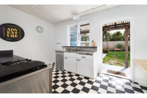 Photo of property in 29 Hutcheson Street, Sydenham, Christchurch, 8023