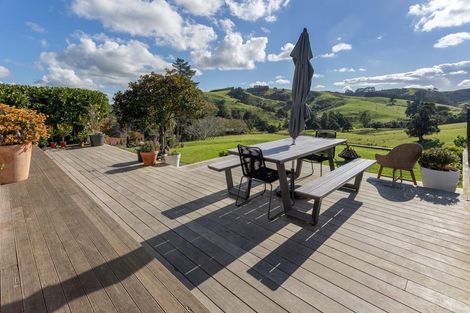 Photo of property in 579b Inland Road, Helensville, 0875