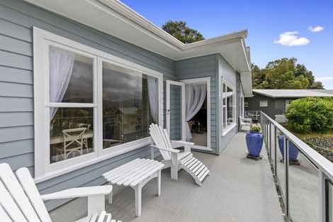 Photo of property in 8 Volkner Grove, Waterloo, Lower Hutt, 5011
