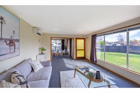 Photo of property in 48 Oldwood Street, Bishopdale, Christchurch, 8053