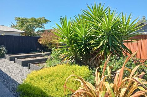 Photo of property in 1/7 Arosa Place, Parklands, Christchurch, 8083