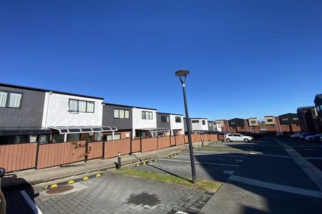 Photo of property in 6 Treeline Lane, Flat Bush, Auckland, 2019
