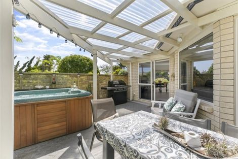 Photo of property in 49 Carlsberg Place, Papamoa Beach, Papamoa, 3118