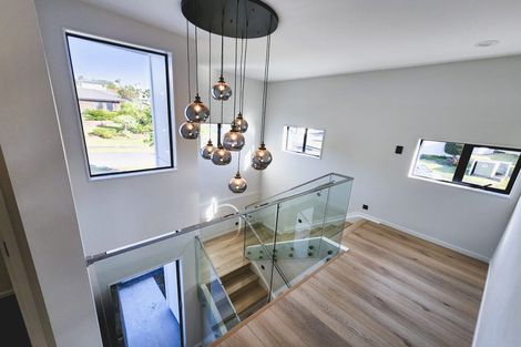 Photo of property in 2 Embling Place, Eastern Beach, Auckland, 2012