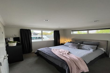 Photo of property in 2/220 Avonhead Road, Avonhead, Christchurch, 8042