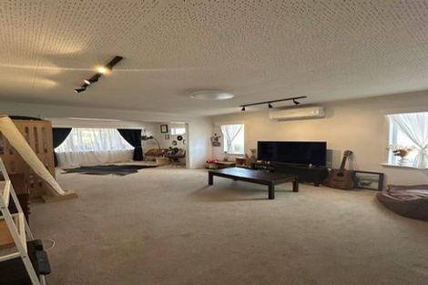 Photo of property in 73 Oakdale Road, Mount Roskill, Auckland, 1041