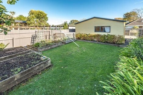 Photo of property in 10 Porritt Street, Saint Johns Hill, Whanganui, 4500