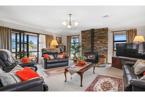 Photo of property in 10 Oakleigh Crescent, Oamaru North, Oamaru, 9400