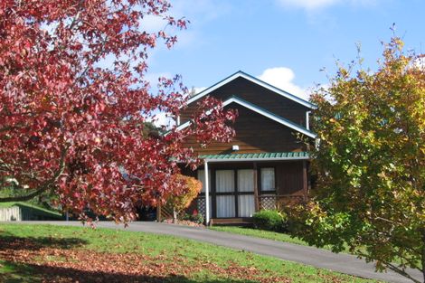 Photo of property in 24 Laingfield Terrace, Laingholm, Auckland, 0604