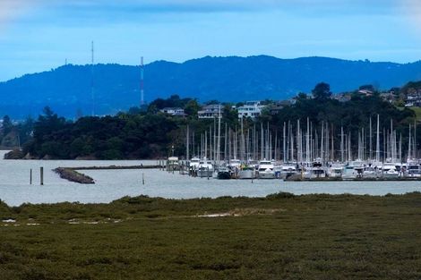 Photo of property in 9 Ngaroma House Drive, Hobsonville, Auckland, 0618