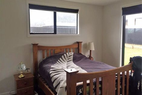 Photo of property in 4 Pennycook Place, Lake Hawea, Wanaka, 9382