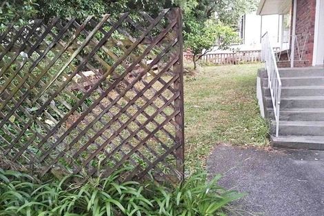 Photo of property in 2/99 Archers Road, Hillcrest, Auckland, 0629