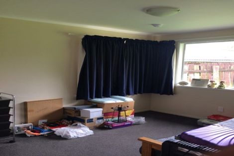 Photo of property in 52 Hartley Terrace, Massey, Auckland, 0614