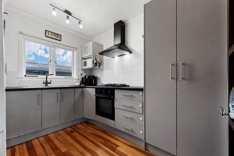 Photo of property in 1/5 Rogers Road, Manurewa, Auckland, 2102
