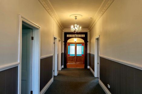 Photo of property in 126 Saint Kilda Road, Cambridge, 3493