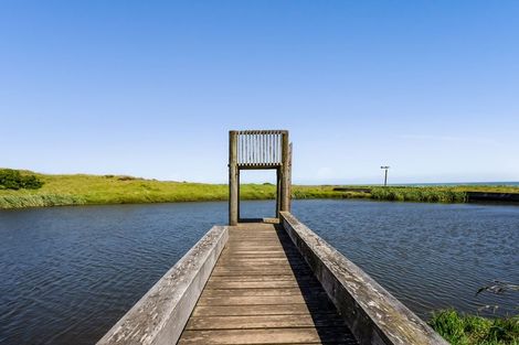 Photo of property in 21 Rosemount Road, Waverley, 4591