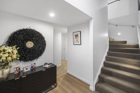 Photo of property in 31 Hinaki Street, Poike, Tauranga, 3112