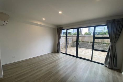 Photo of property in 18 Ti Kouka Lane, Sandringham, Auckland, 1025