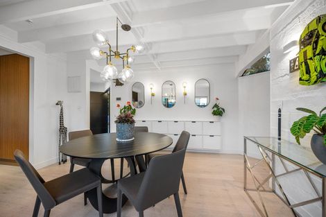 Photo of property in 9 Quebec Road, Milford, Auckland, 0620