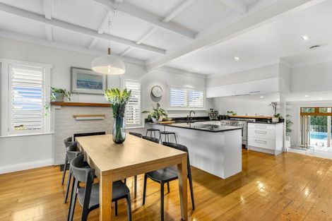 Photo of property in 2a Egremont Street, Belmont, Auckland, 0622