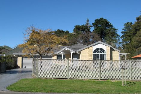 Photo of property in 34 Kingsgate Avenue, Havelock North, 4130