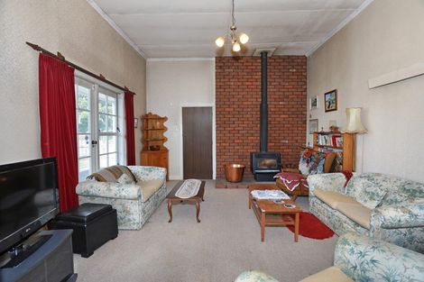 Photo of property in 30 Cuba Street, Marton, 4710