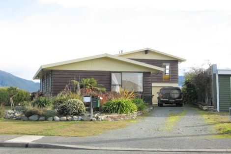 Photo of property in 77 Matai Street, Te Anau, 9600