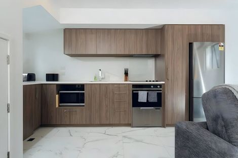 Photo of property in 4/221 Armagh Street, Christchurch Central, Christchurch, 8011