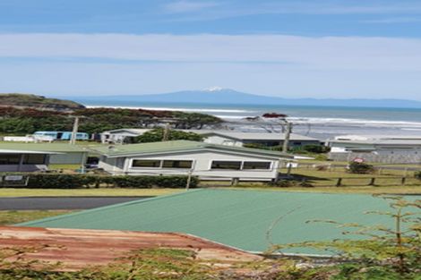 Photo of property in 1 Point Road, Mokau, 4376