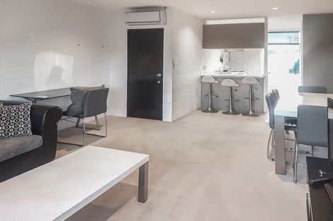 Photo of property in 2/107 Holly Road, St Albans, Christchurch, 8014